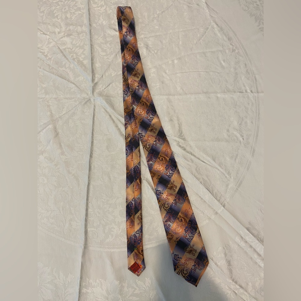 Necktie